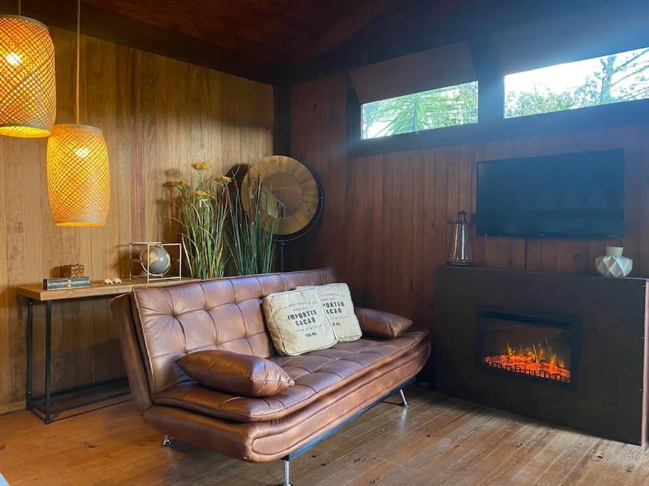 Pine Lodge - Direct Train To Porto Valongo  Esterno foto